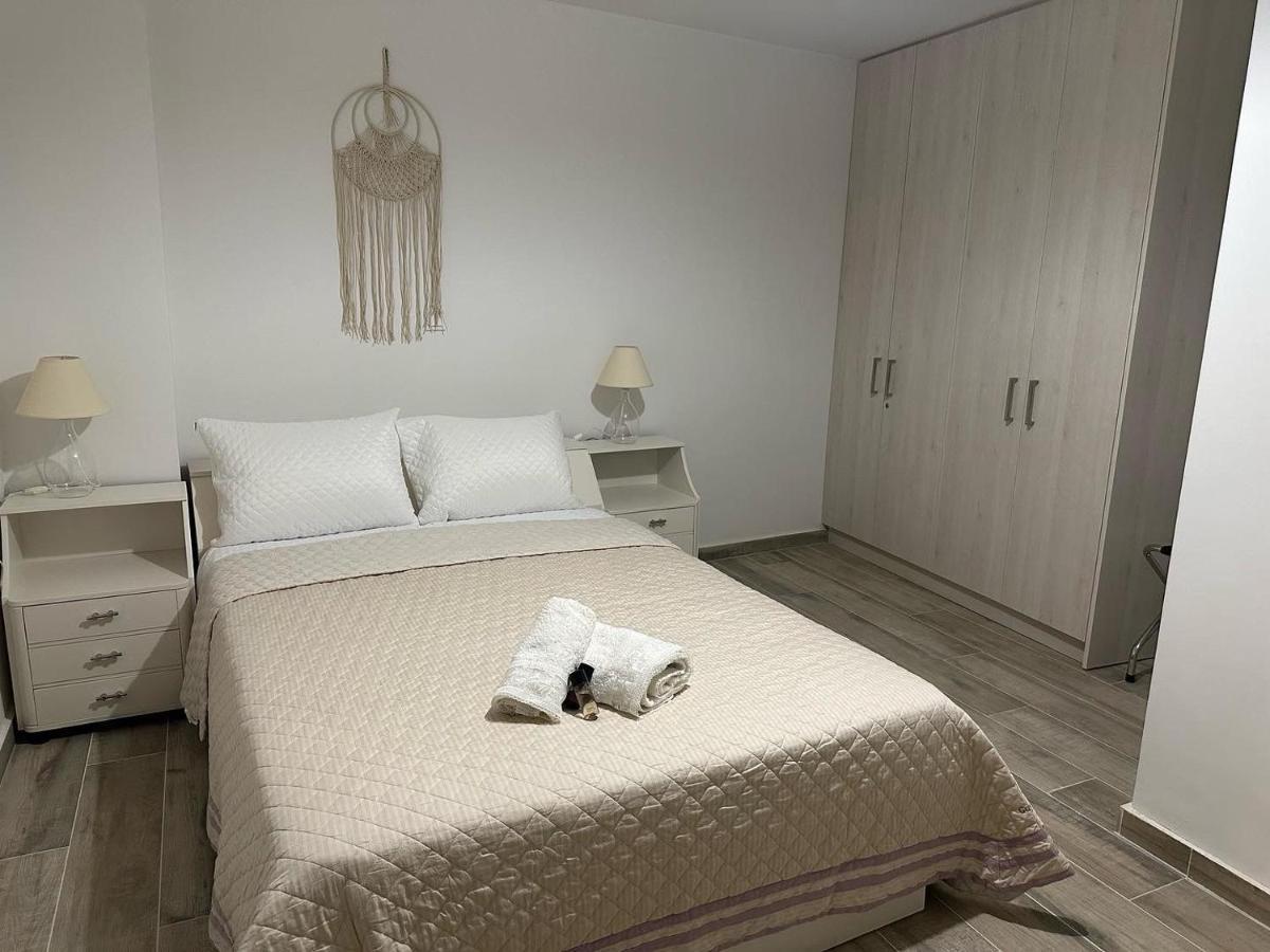 Piraiki Coastal Accommodation 피레아스 외부 사진